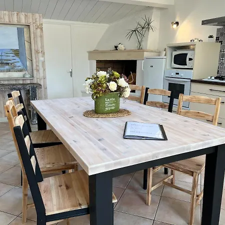 Dom wakacyjny Chez Manon & David *